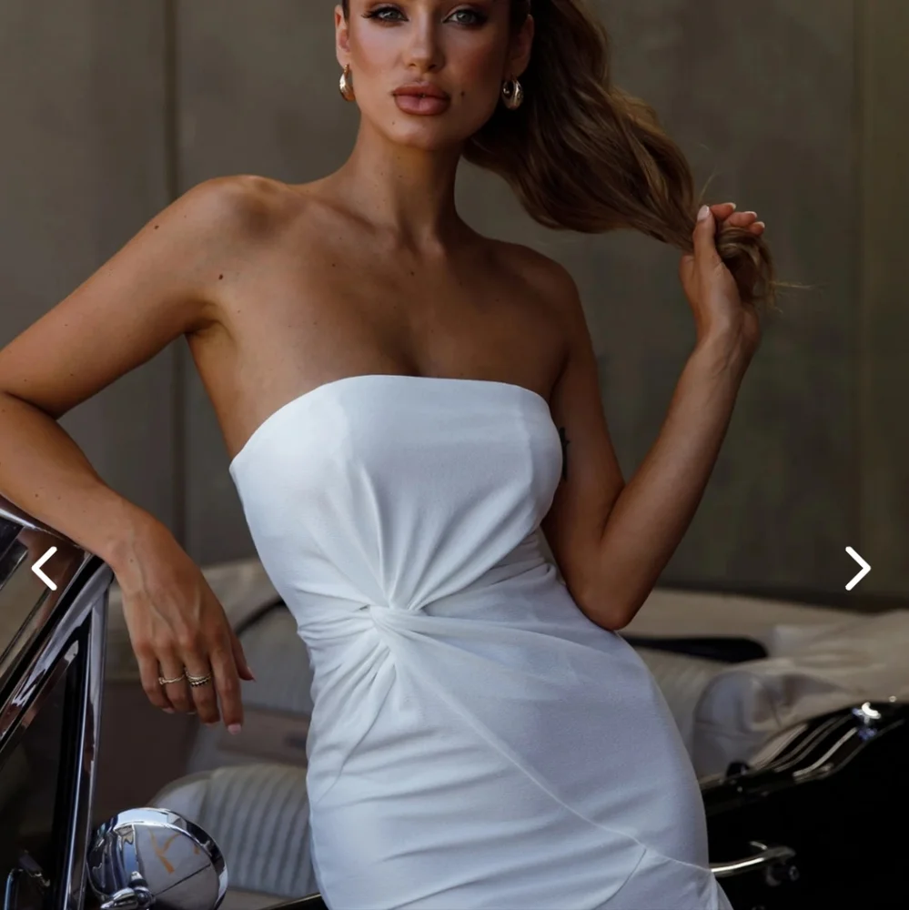 SELFIE LESLIE PROM QUEEN BANDEAU MINI DRESS WHITE - Picture 8 of 14